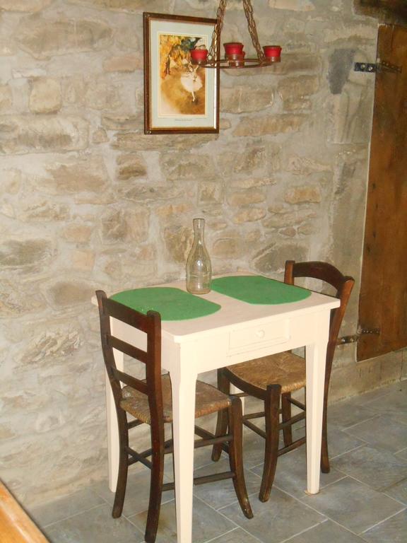 La Casa Nel Bosco-Senza Auto Guest House Ponte della Venturina Ruang foto
