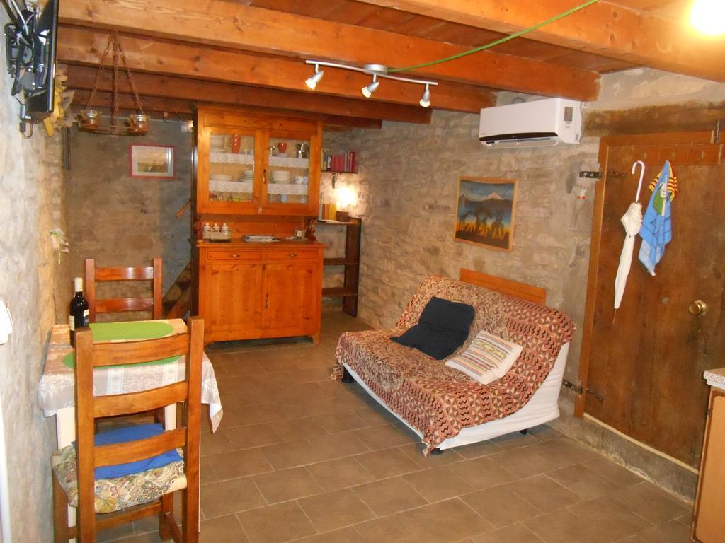 La Casa Nel Bosco-Senza Auto Guest House Ponte della Venturina Bagian luar foto