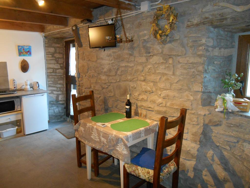 La Casa Nel Bosco-Senza Auto Guest House Ponte della Venturina Bagian luar foto